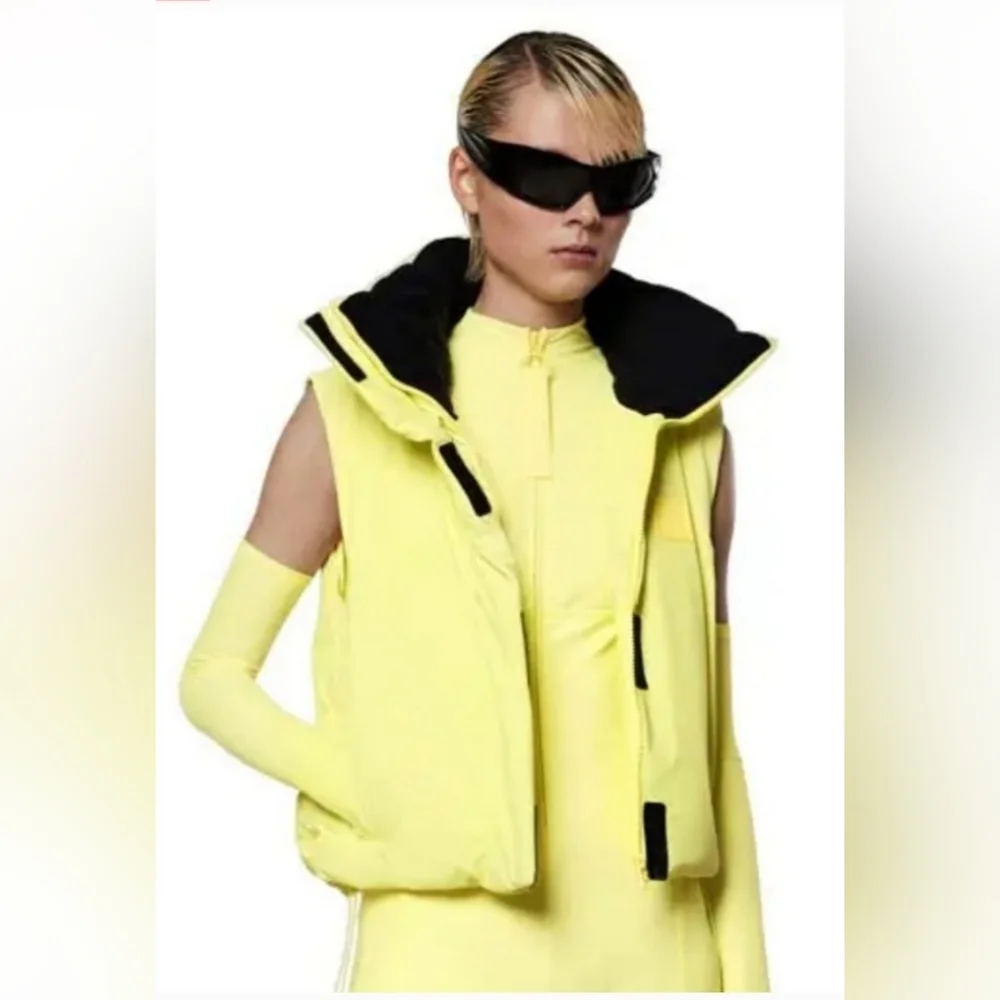 NWT Rains Loop W Puffer Vest in Straw, Pale Yellow, Size XS - Picture 1 of 10